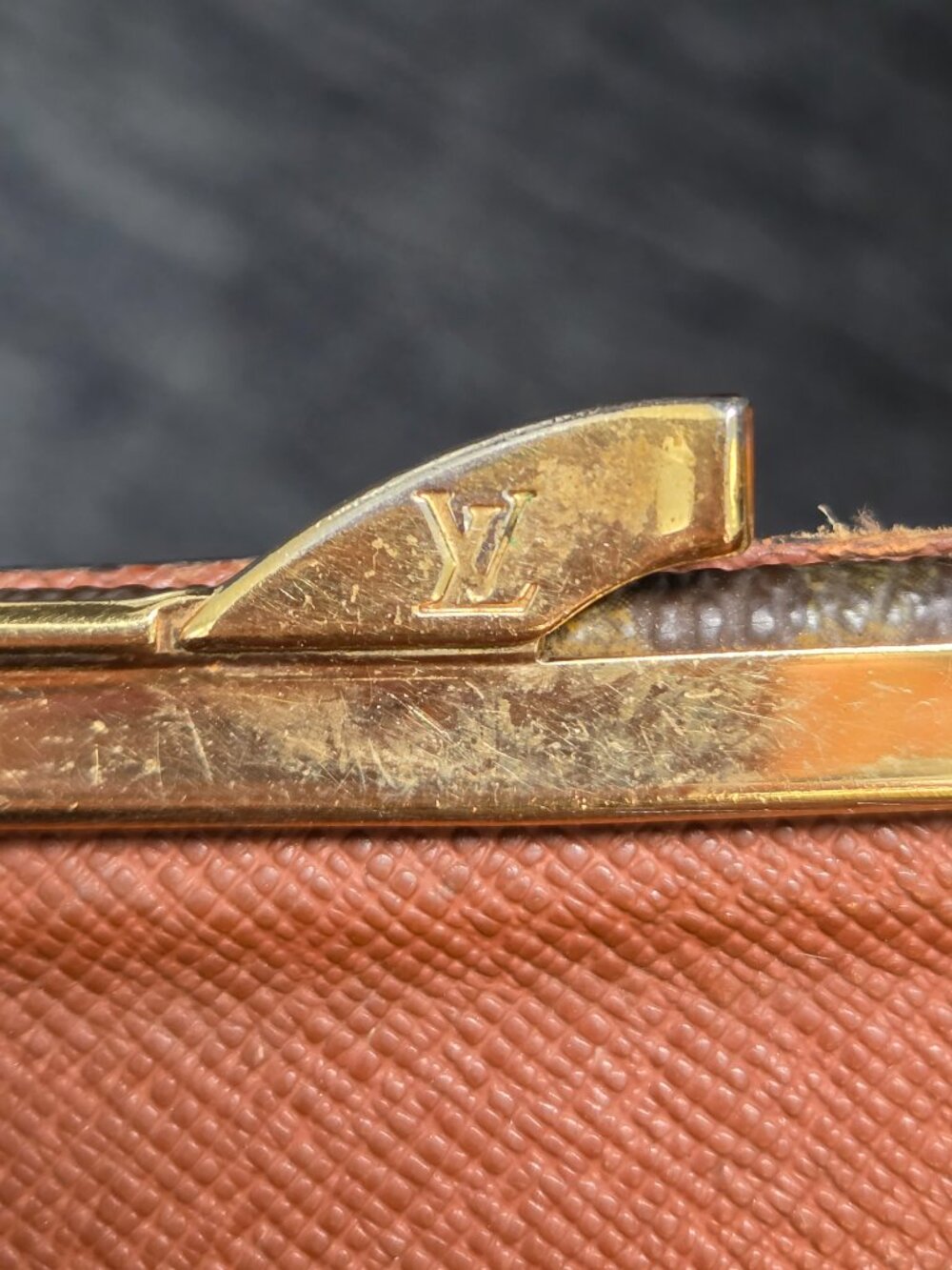 Louis Vuitton Monogram French Purse Wallet | Kiss Lock Coin Wallet | Authentic - Picture 14 of 14